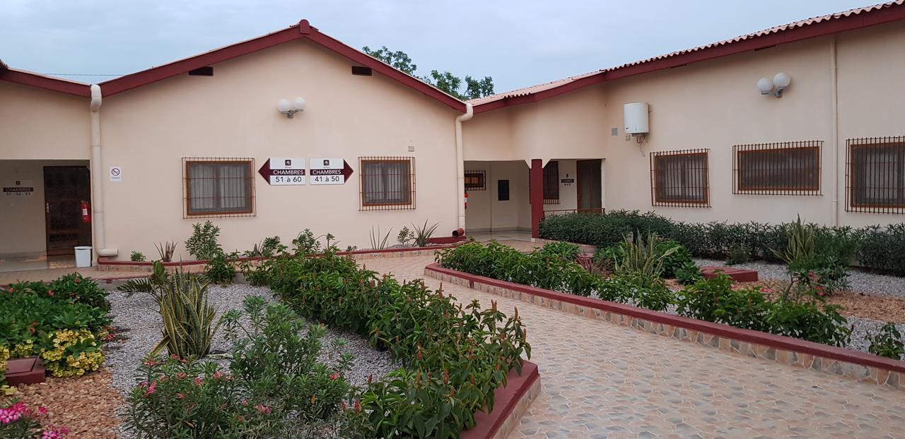 Hôtel La Rose Blanche Korhogo Exterior foto