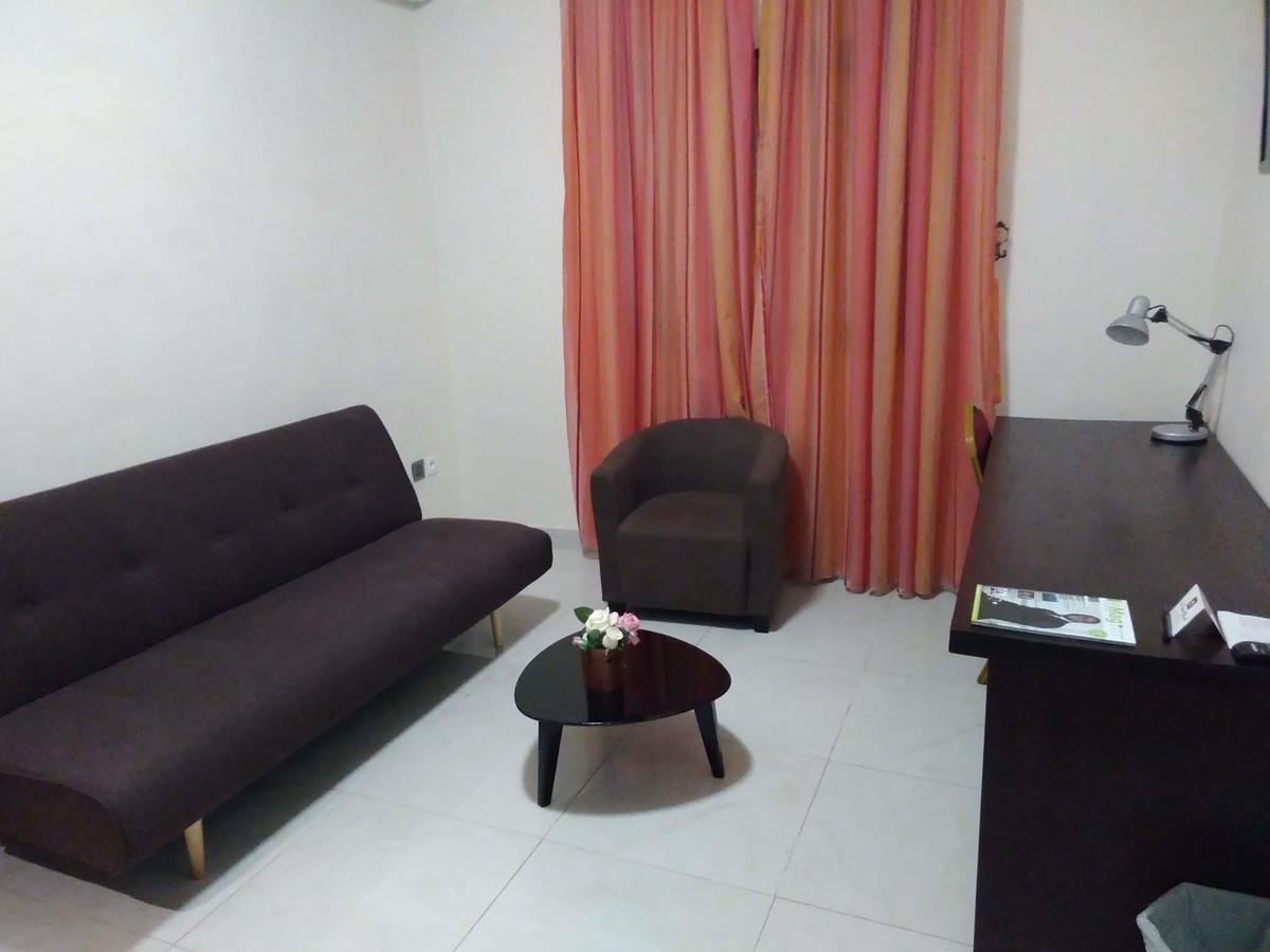 Hôtel La Rose Blanche Korhogo Exterior foto