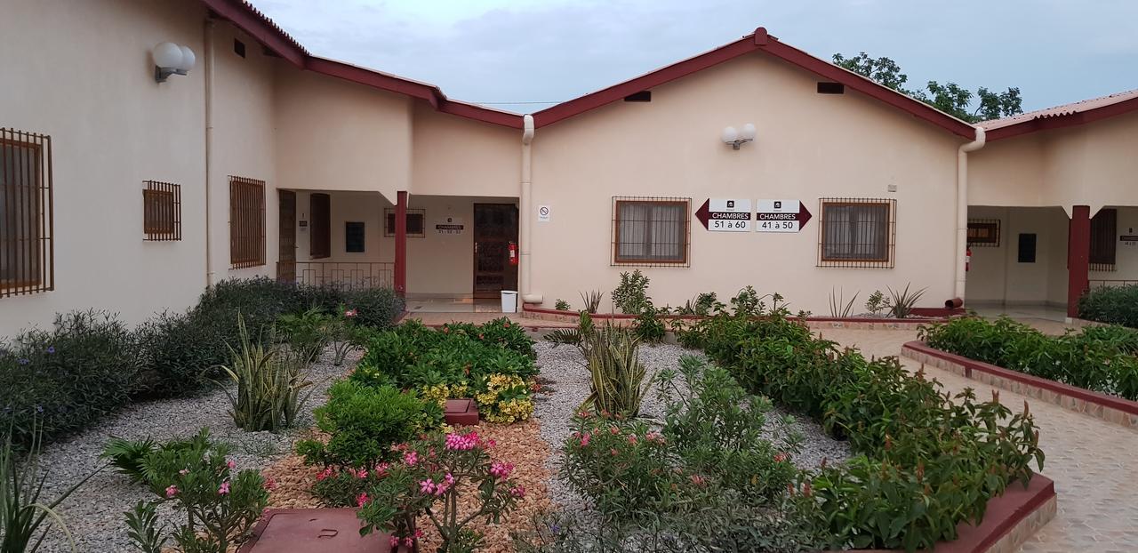 Hôtel La Rose Blanche Korhogo Exterior foto